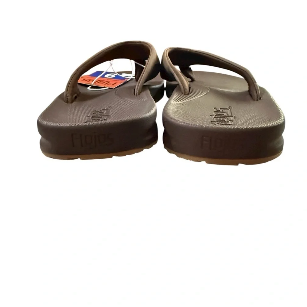 Flojos Men’s Brown Flip-Flops · Size 9
